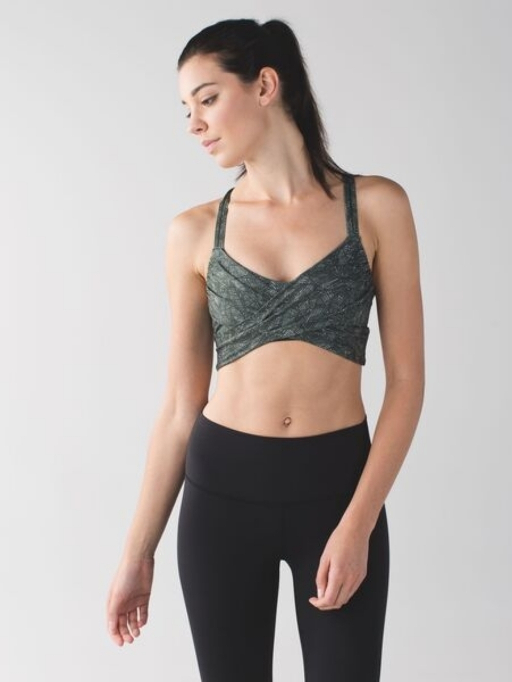 Lululemon Wrap‎ It Up Sports Bra Green White Size 4 Athleisure Strappy Yoga